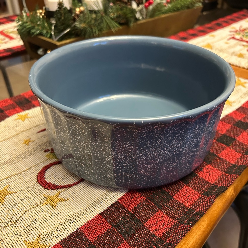 Mikasa 8” round soufflé